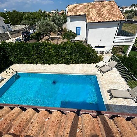 Villa Chiara بوزالو المظهر الخارجي الصورة